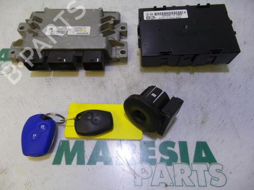 engine-control-unit-ecu-renault-clio-iii-br01-cr01-2005-2006-2007-2008-2009-2010-2011-2012-2013-2014-31471676 main image