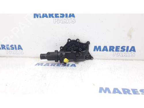 Used Thermostat housing RENAULT CLIO III (BR0/1, CR0/1) 1.6 16V (BR05, BR0B, BR0Y, BR15, BR1J, BR1M, BR1Y, CR0B,... (112 hp) 31531763