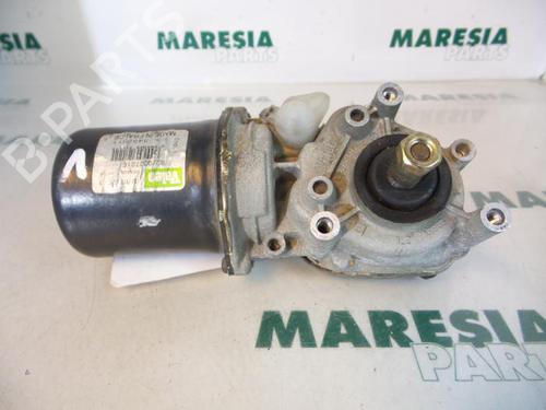 Used Front wiper motor RENAULT SCÉNIC II (JM0/1_) 1.9 dCi (JM0G, JM12, JM1G, JM2C) (120 hp) 31493550