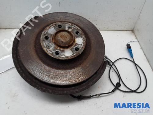 Used Right rear steering knuckle CITROËN C5 III (RD_) 1.6 THP 155 (RD5FV8, RD5FNA) (156 hp) 31502867