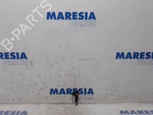 Used Injector PEUGEOT 3008 I MPV (0U_) 1.6 VTi (120 hp) 31448417