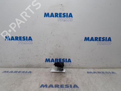 Elektronensonde für PEUGEOT 308 SW II (LC_, LJ_, LR_, LX_, L4_) 1.6 BlueHDi 120 (120 hp) 31515623