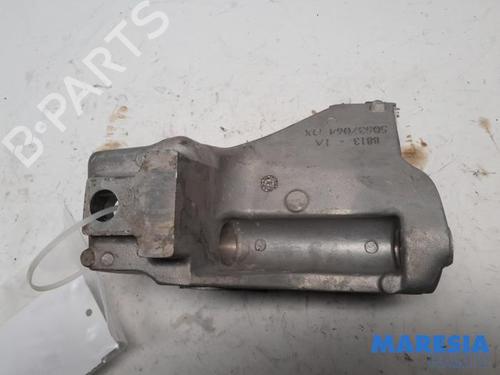 Used Gearbox mount ALFA ROMEO GIULIA (952_) 2.0 Q4 (952ACA45, 952ACA25) (280 hp) 31456816