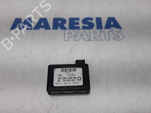 Used Electronic sensor CITROËN DS3 (SA_) 1.4 HDi 70 (SA8HP4) (68 hp) 31499855