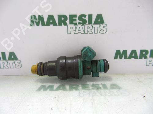 Inyector LANCIA KAPPA (838_) 2.4 20V (838AC1AA, 838AC11A) (175 hp) 31524922