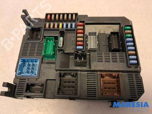 Engine control unit (ECU) PEUGEOT 208 I (CA_, CC_) 1.2 VTI 82 | BP31445460M57 