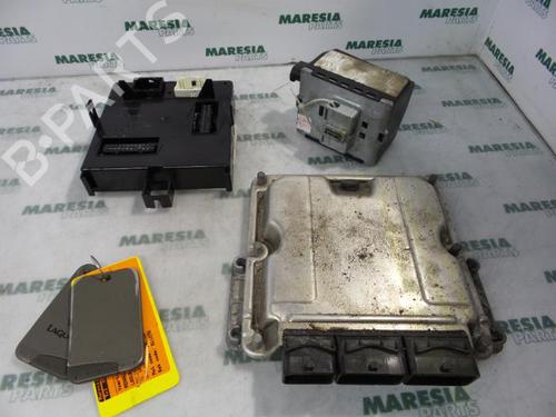 Used Engine control unit (ECU) RENAULT LAGUNA II Grandtour (KG0/1_) 2.2 dCi (KG0F) (150 hp) 31401970