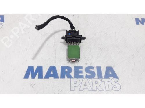 Used Electronic sensor FIAT 500 (312_) 1.2 (312AXA1A) (69 hp) 31526466