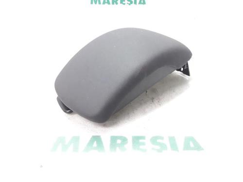 Used Armrest / Center console CITROËN C4 II (NC_) 1.6 VTi 120 (NC5FS0, NC5FS9) (120 hp) 31491267