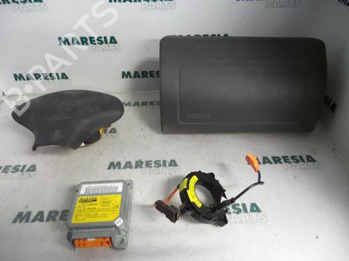 ecu-airbags-citroen-berlingo-berlingo-first-mpv-mf_-gjk_-gfk_-1996-31383941 main image