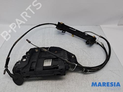 Elektrisk parkeringsbremse RENAULT SCÉNIC II (JM0/1_) 1.6 16V (JM1R) (112 hp) 32746291