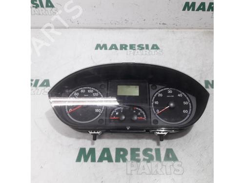 Used Instrument cluster CITROËN JUMPER II Van 2.2 HDi 120 (120 hp) 31410239