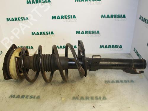 Used Right front shock absorber RENAULT SCÉNIC II (JM0/1_) 1.5 dCi (JM1E, JM16) (106 hp) 31398899