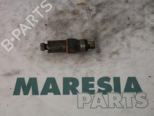 injector-renault-kangoo-express-fc01_-1997-31466924 main image