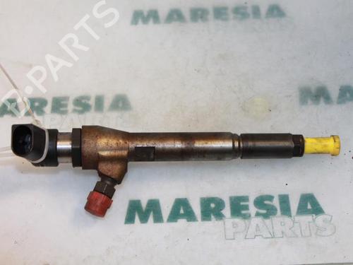 Used Injector RENAULT MEGANE II Estate (KM0/1_) 1.5 dCi (KM16, KM1E) (106 hp) 31452804