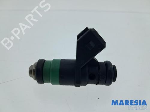 Injector Injector RENAULT GRAND SCÉNIC II (JM0/1_) 2.0 (135 hp) 33471181 33471181