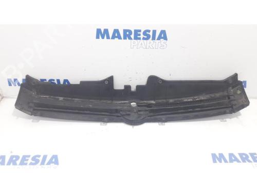 Grill FIAT PANDA (169_) 1.2 (169.AXB11, 169.AXB1A) | BP31465843C40