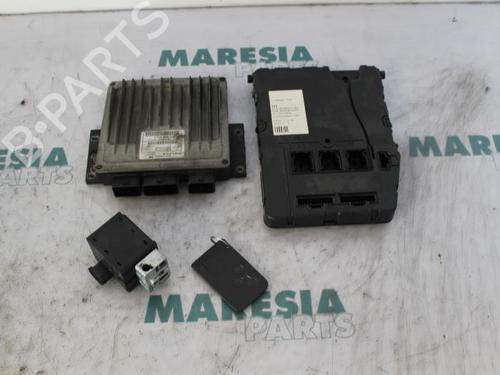 Used Engine control unit (ECU) RENAULT MEGANE II Estate (KM0/1_) 1.5 dCi (KM02, KM13) (101 hp) 31418995