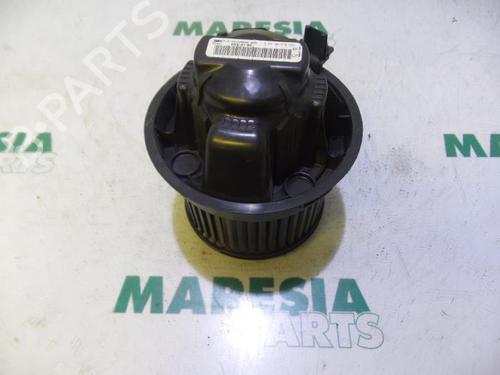 Used Heater blower motor PEUGEOT 207 (WA_, WC_) 1.4 16V (88 hp) 31449156