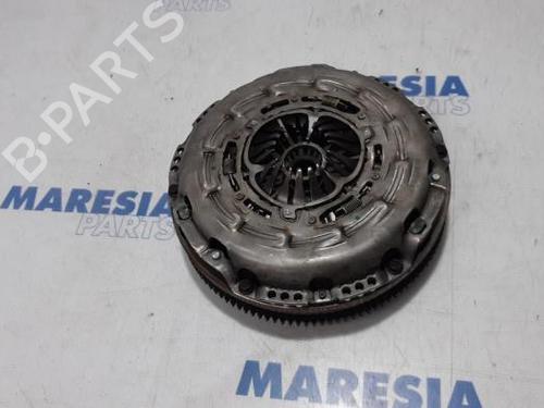 Used Flywheel CITROËN JUMPER II Bus 2.2 HDi 120 (120 hp) 31418607