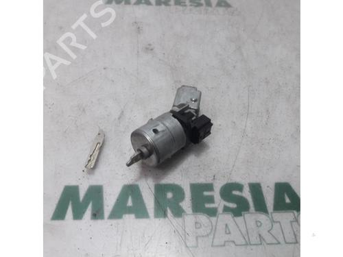 ignition-barrel-peugeot-rcz-2010-2011-2012-2013-2014-2015-31426141 main image