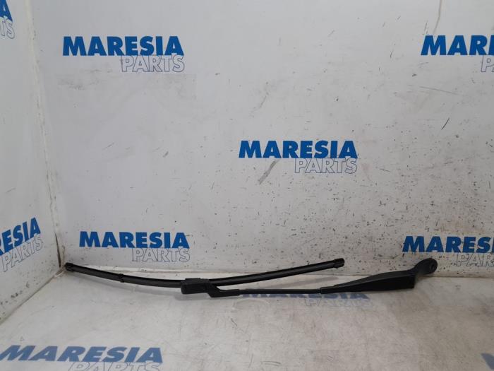Front windshield wiper arm RENAULT TWINGO II (CN0_) 1.2 16V (CN0K, CN0V ...