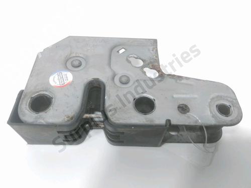 Used Hood lock VW TRANSPORTER T5 Van (7HA, 7HH, 7EA, 7EH) 2.0 TDI (140 hp) 31964393