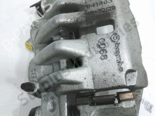 Used Right front brake caliper Right front brake caliper 31954593 31954593