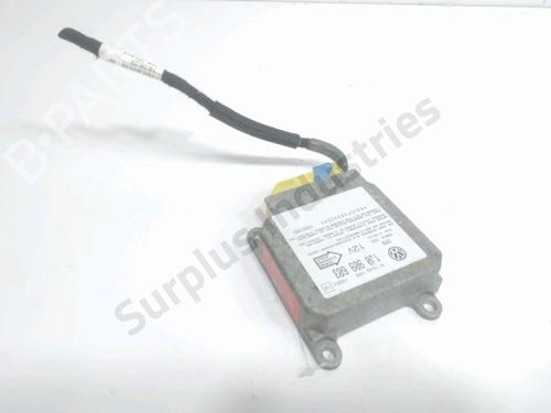 Used ECU airbags VW TRANSPORTER T4 Bus (70B, 70C, 7DB, 7DK, 70J, 70K, 7DC, 7DJ) 2.5 TDI (102 hp) 31954978