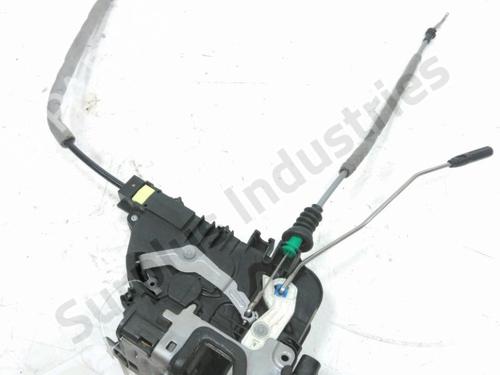 front-right-lock-mercedes-benz-vito-van-w447-2014-31955384 main image