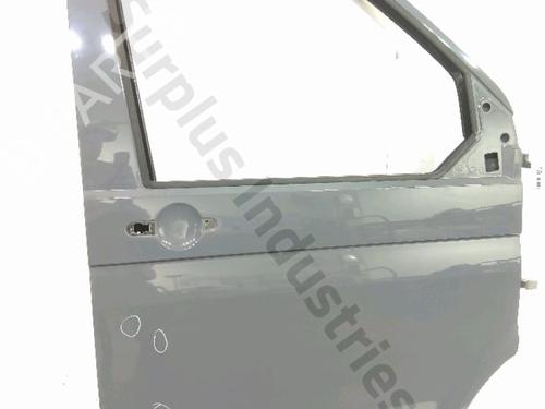 Used Right front door Right front door 38717337 38717337