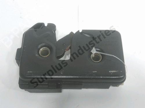 Used Tailgate lock VW TRANSPORTER T4 Bus (70B, 70C, 7DB, 7DK, 70J, 70K, 7DC, 7DJ) 2.5 TDI (102 hp) 31955534