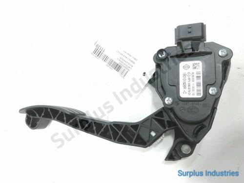 pedal-renault-master-iii-van-fv-2010-32843308 main image