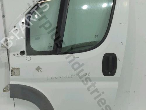 Porte avant gauche Porte avant gauche FIAT DUCATO Van (250_) 120 Multijet 2,3 D (120 hp) 36374052 36374052