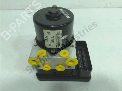Used Other Other SUZUKI GRAND VITARA II (JT, TE, TD) 1.9 DDiS All-wheel Drive (JT419, TD44, JB419WD, JB419XD,... (129 hp) 36509644 36509644