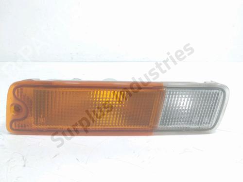 Used Left front indicator MITSUBISHI L200 (K7_T, K6_T, K5_T) 2.5 TD 4WD (K74T) (115 hp) 32488911