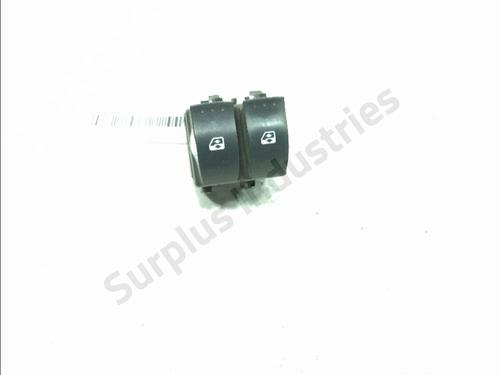 Used Left front window switch Left front window switch RENAULT TRAFIC II Bus (JL) 2.5 dCi 135 (JL0D) (135 hp) 35941157 35941157