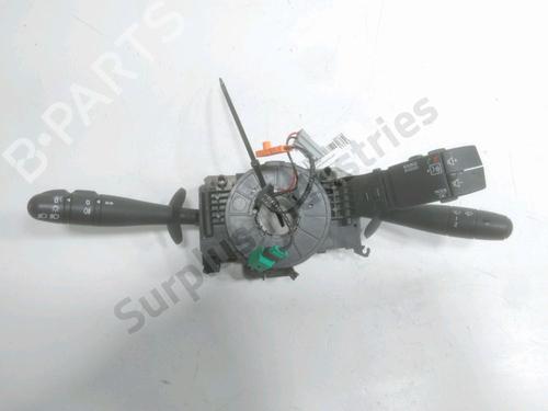 steering-wheel-controls-renault-trafic-ii-van-fl-2001-32461230 main image