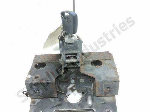 Used Hood lock Hood lock FORD TRANSIT Platform/Chassis (FM_ _, FN_ _) 2.4 TDE (125 hp) 35999708 35999708