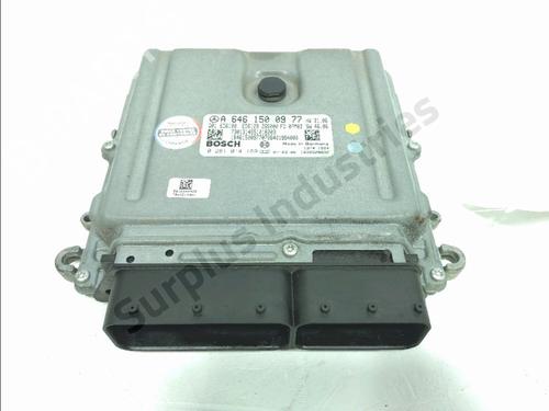Used Engine control unit (ECU) Engine control unit (ECU) MERCEDES-BENZ VIANO (W639) CDI 2.2 (639.711, 639.713, 639.811, 639.813, 639.815) (150 hp) 34615989 34615989