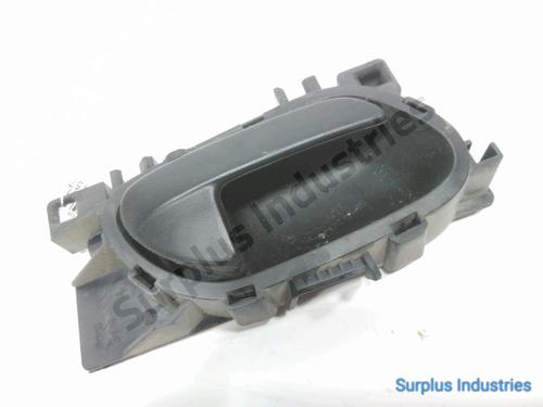 Used Front right interior door handle Front right interior door handle 31955216 31955216