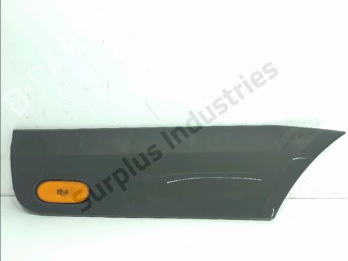 Used Rear right wheel arch trim Rear right wheel arch trim 38300388 38300388