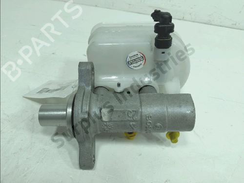 Brake master cylinder IVECO DAILY VI Van 33S14, 35S14, 35C14, 42S14 | BP38480297M77 - Image 2