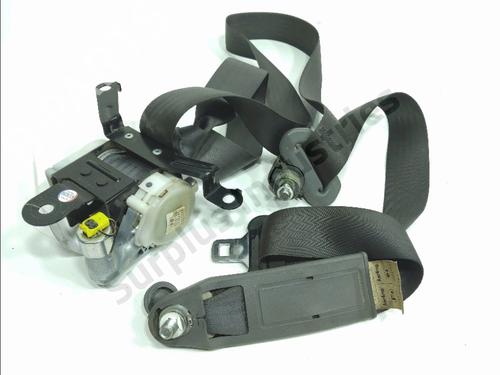 Veiligheidsgordel rechts voor Veiligheidsgordel rechts voor MAZDA BT-50 Pickup (CD, UN) 2.5 MRZ-CD 4x4 (UNY0W3) (143 hp) 36962459 36962459
