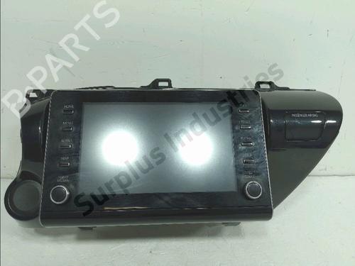radio-toyota-hilux-viii-pickup-_n1_-2015-36351584 main image