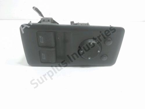 Used Left front window switch VW TRANSPORTER T4 Bus (70B, 70C, 7DB, 7DK, 70J, 70K, 7DC, 7DJ) 2.5 TDI (102 hp) 31955408