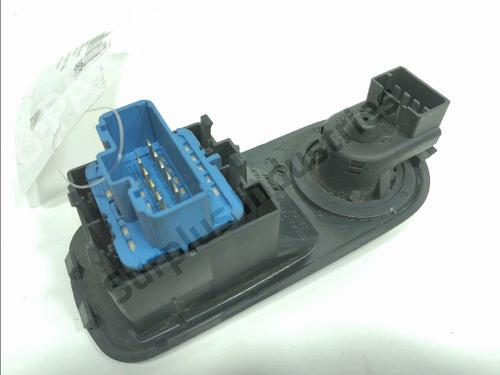 Left front window switch RENAULT TRAFIC II Van (FL) 2.0 dCi 90 (FL0H, FL00, FL01, FL0M, FL0P, FL0S) | BP37281608I27 - Image 3