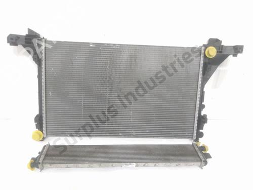Used Water radiator RENAULT MASTER III Van (FV) 2.3 dCi 145 FWD (FV0E, FV0F, FV0H, FV02, FV0M, FV0S,... (146 hp) 31954183