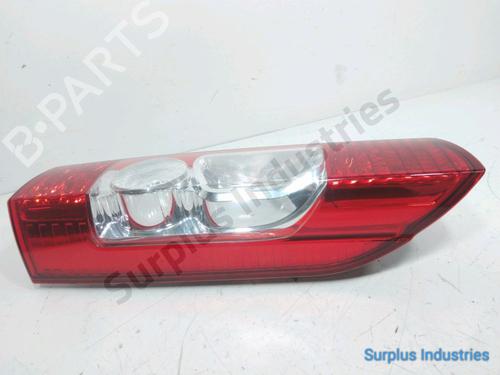 Piloto trasero derecho CITROËN JUMPER II Bus 2.2 HDi 130 (130 hp) 32435049