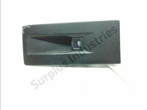right-front-window-switch-vw-crafter-van-sy_-sx_-2016-40465462 main image